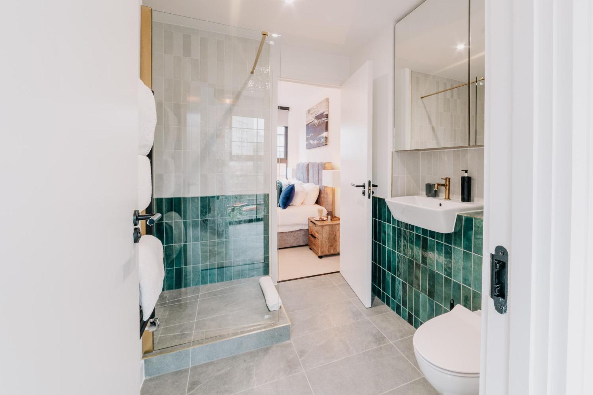 Luxury City & Canal View Stylish Pad, Family, Contractors, Fast Wifi Birmingham Eksteriør billede